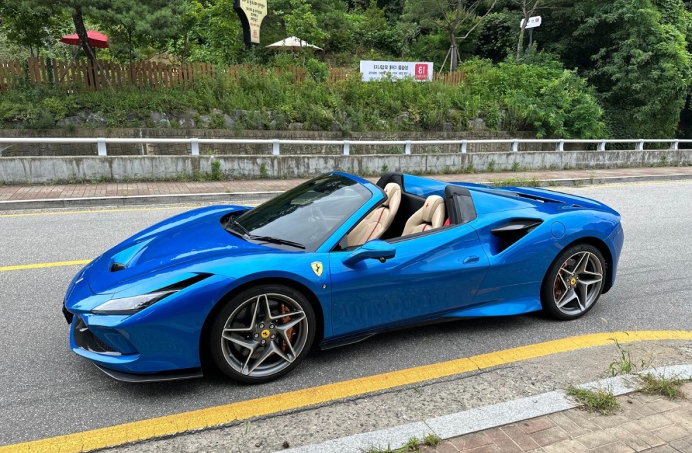 Ferrari F8 Spider