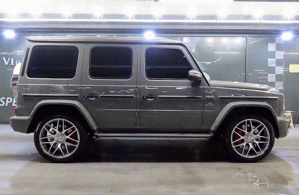 Mercedes-Benz G-Class W463b