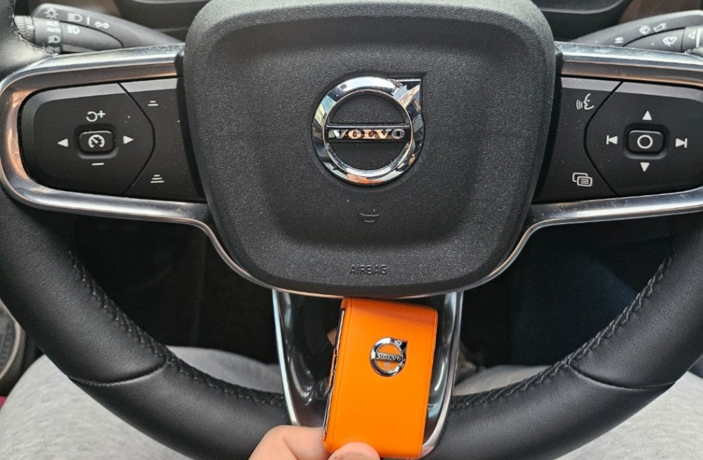 Volvo C40 recharge