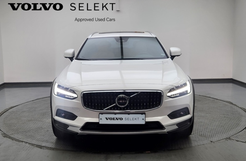 Volvo V90 Cross Country