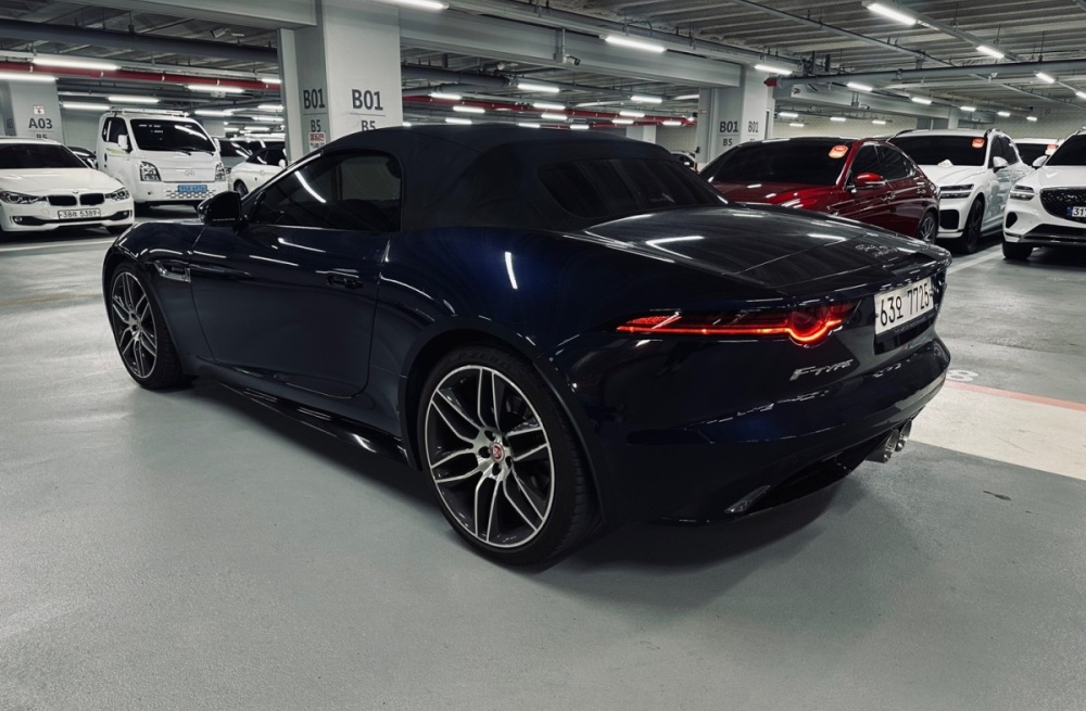 Jaguar F-TYPE