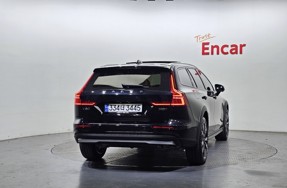 Volvo V60 Cross Country 2nd Generation