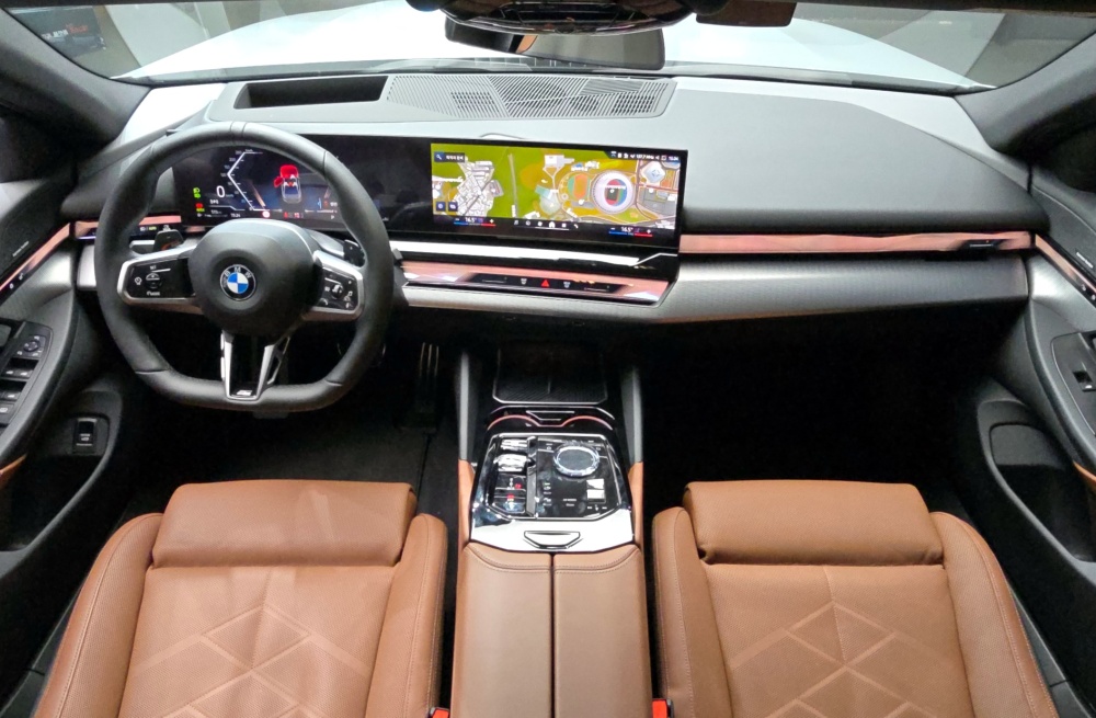 BMW 5 Series (G60)