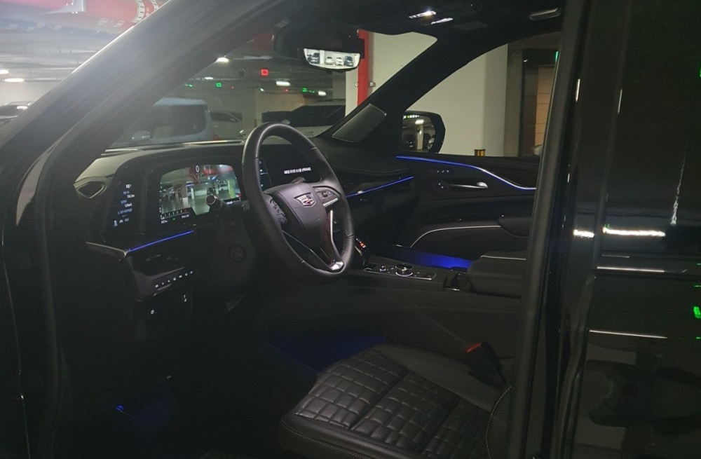 Cadillac Escalade 5th Gen
