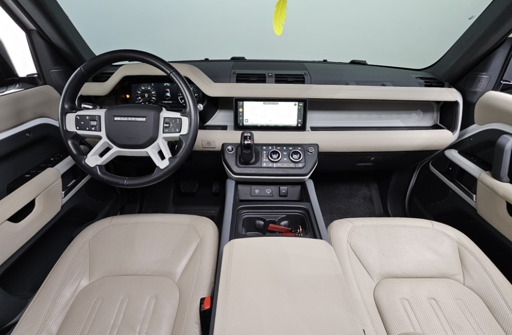 Land rover Defender (L663)