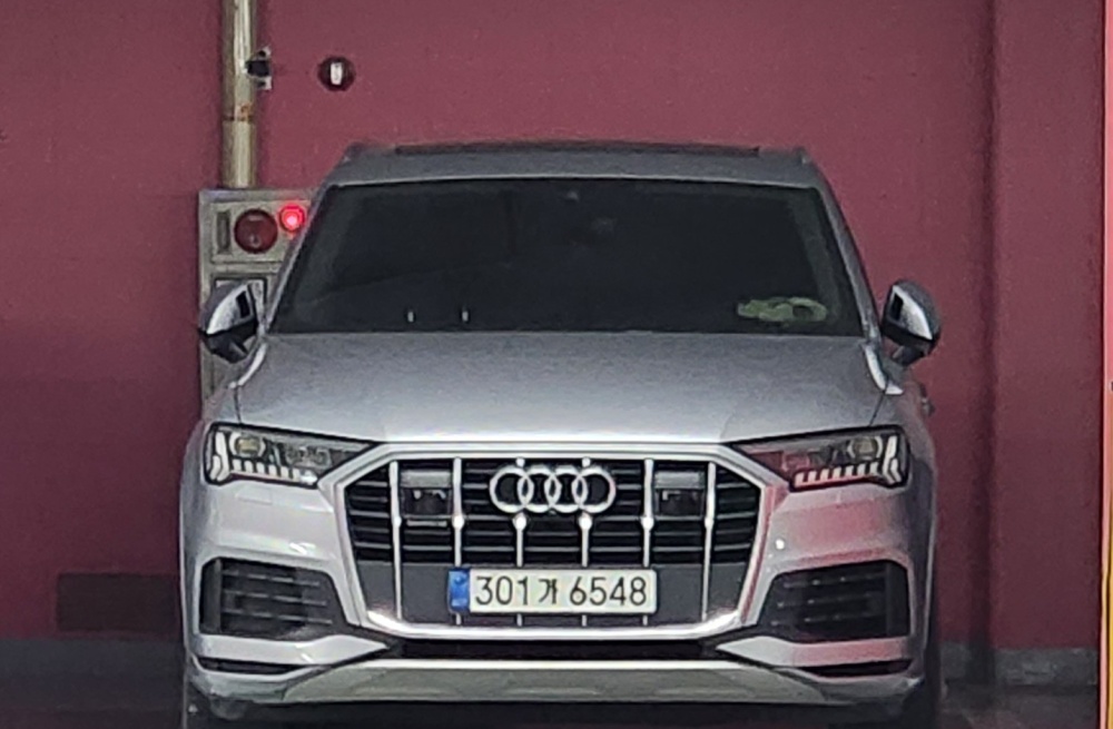 Audi Q7 (4M)