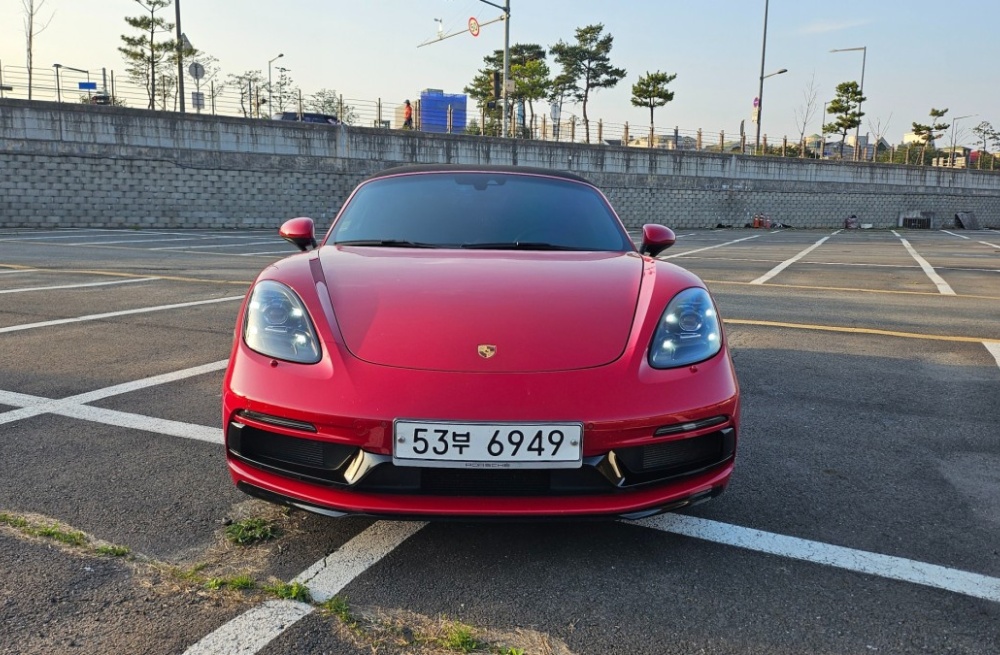 Porsche 718 boxster