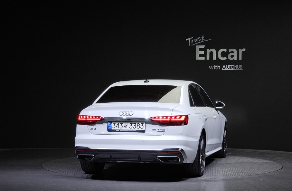 Audi A4 (B9)