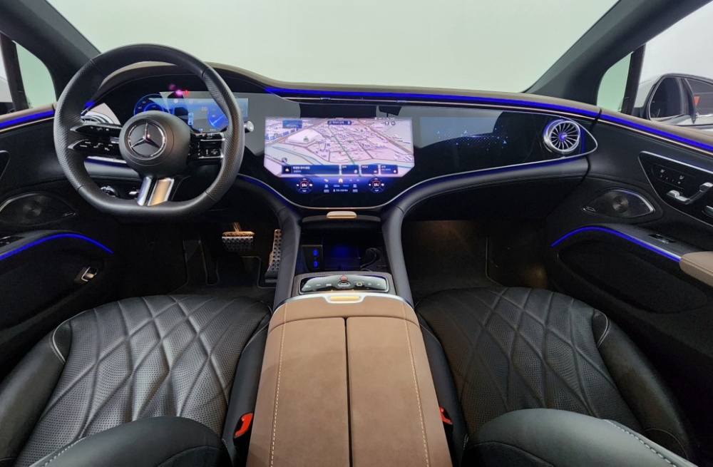 Mercedes-Benz EQS V297
