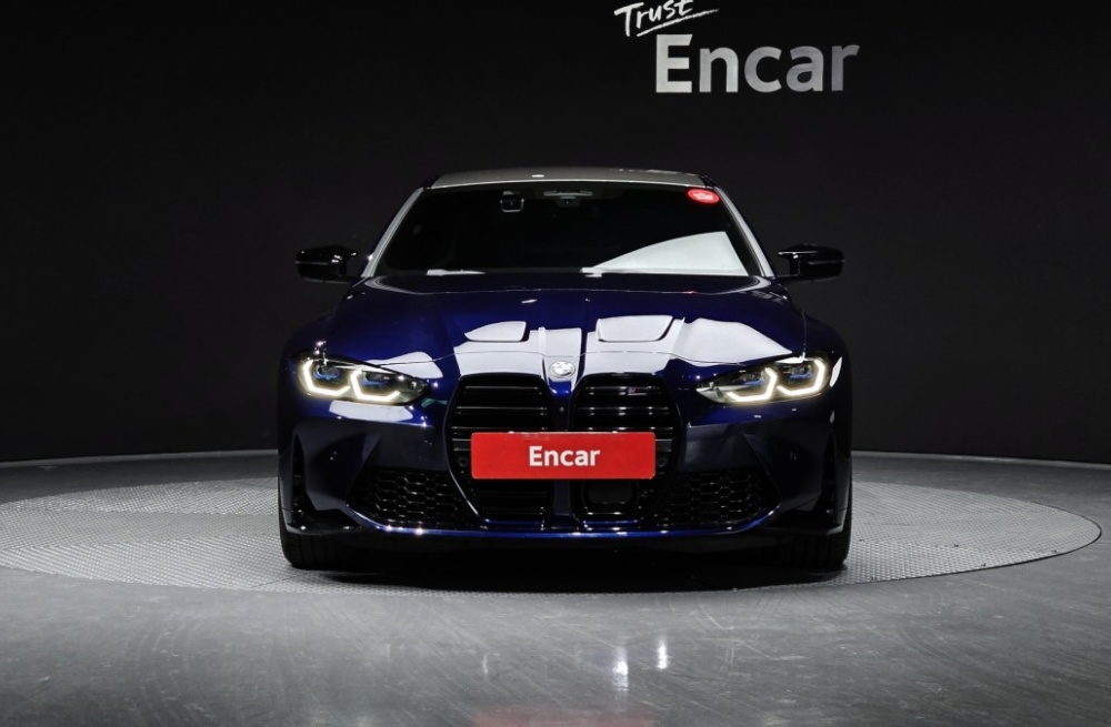 BMW M4 (G82)