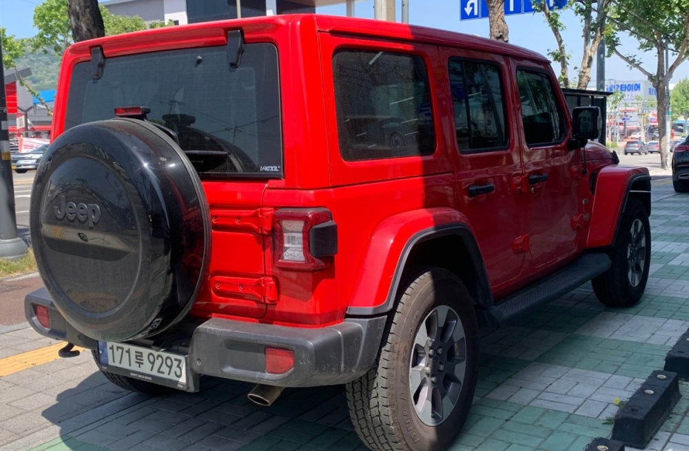 Jeep Wrangler (JL)