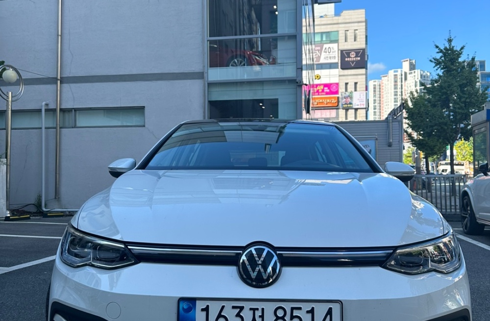 Volkswagen golf 8th generation