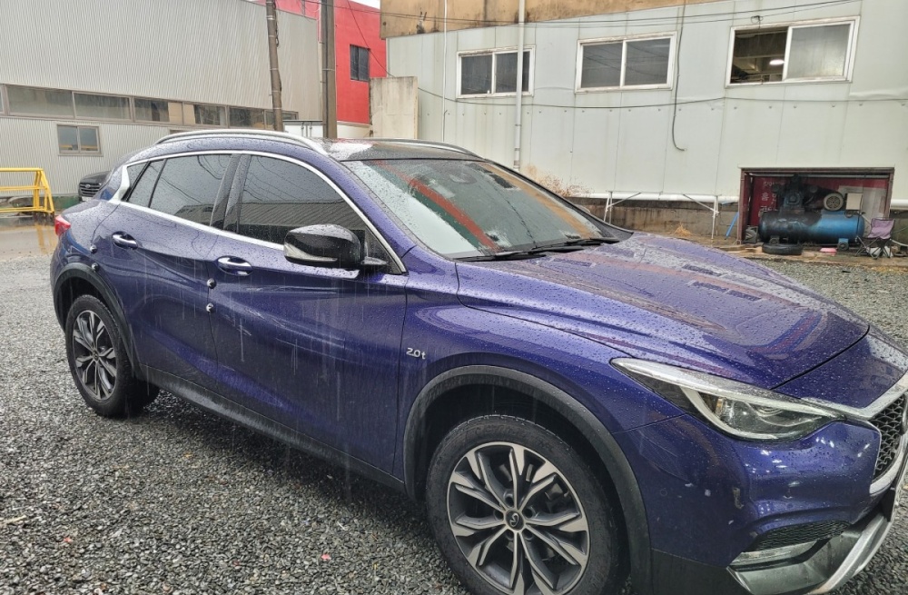 Infinity QX30