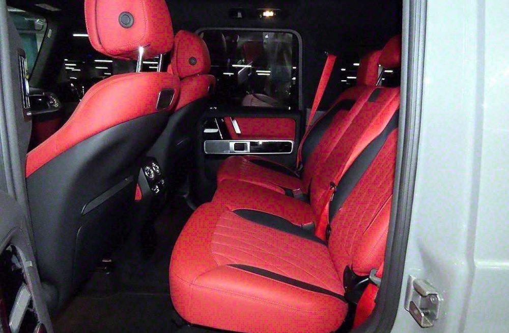 Mercedes-Benz G-Class W463b