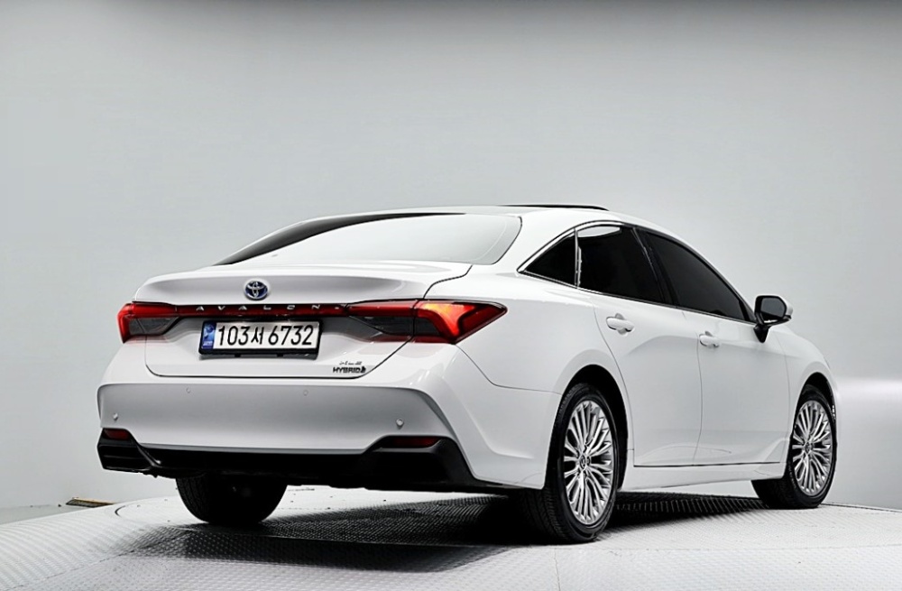 Toyota Avalon 5th generation