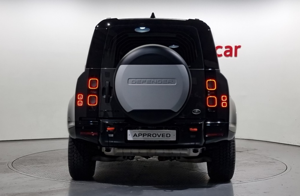 Land rover Defender (L663)