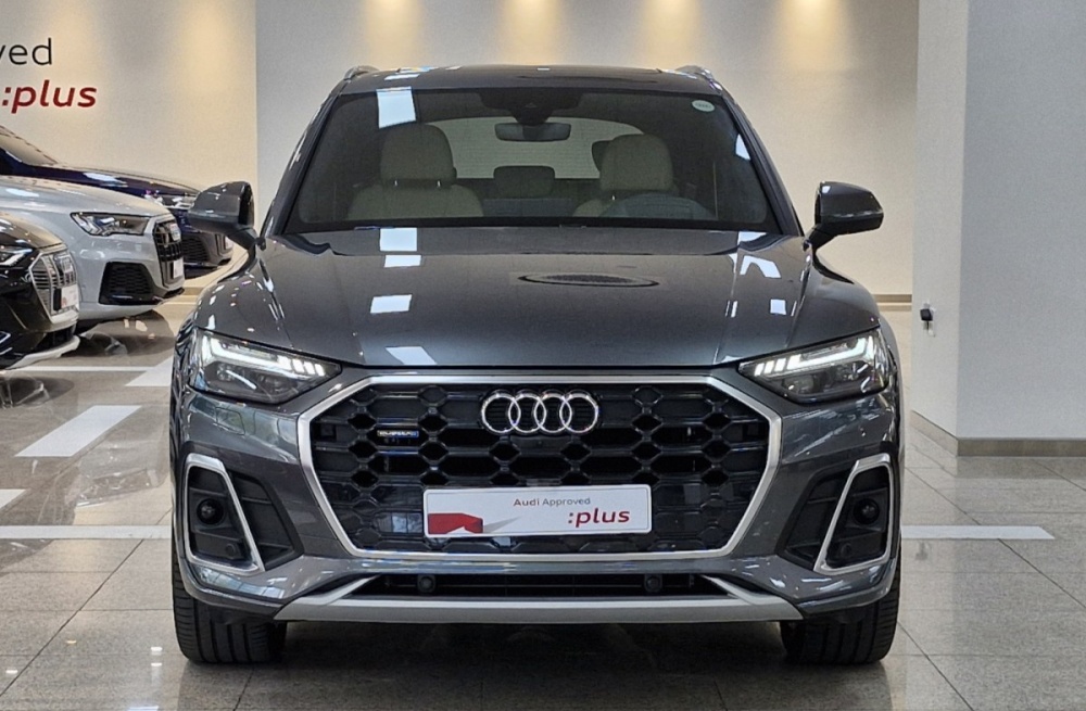 Audi Q5 (FY)