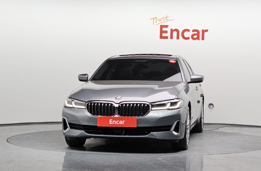 BMW 5 series (G30)