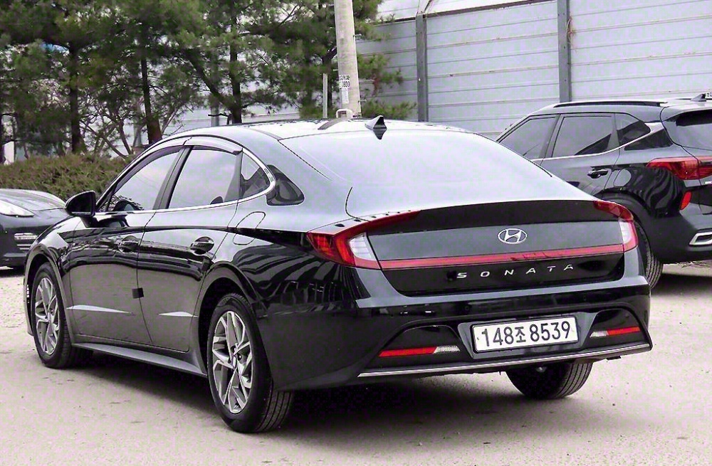 Hyundai Sonata (DN8)