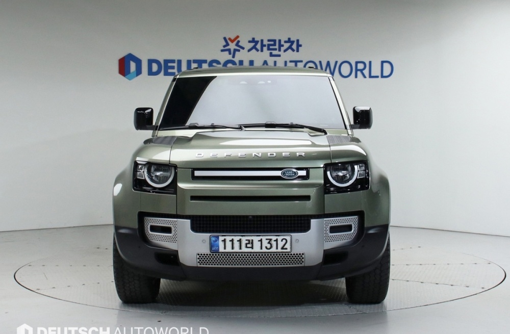 Land rover Defender (L663)